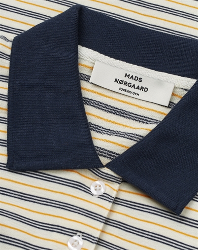 Mads Nørgaard - Light Terry Polo T-Shirt - Vanilla Ice/Sky Captain/Zinnia